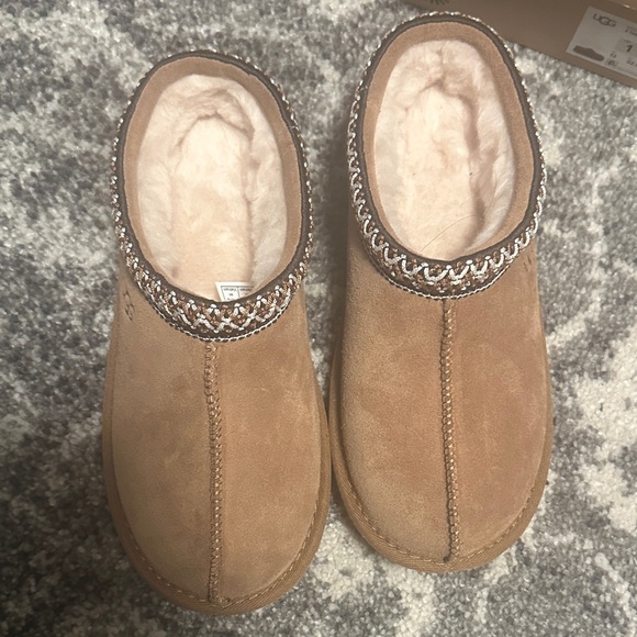 UGG New Tasman II chestnut youth Shoes - Picture 3 of 4